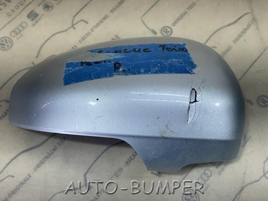 Toyota Avensis t27 2008- Накладка зеркала правая 3304922
